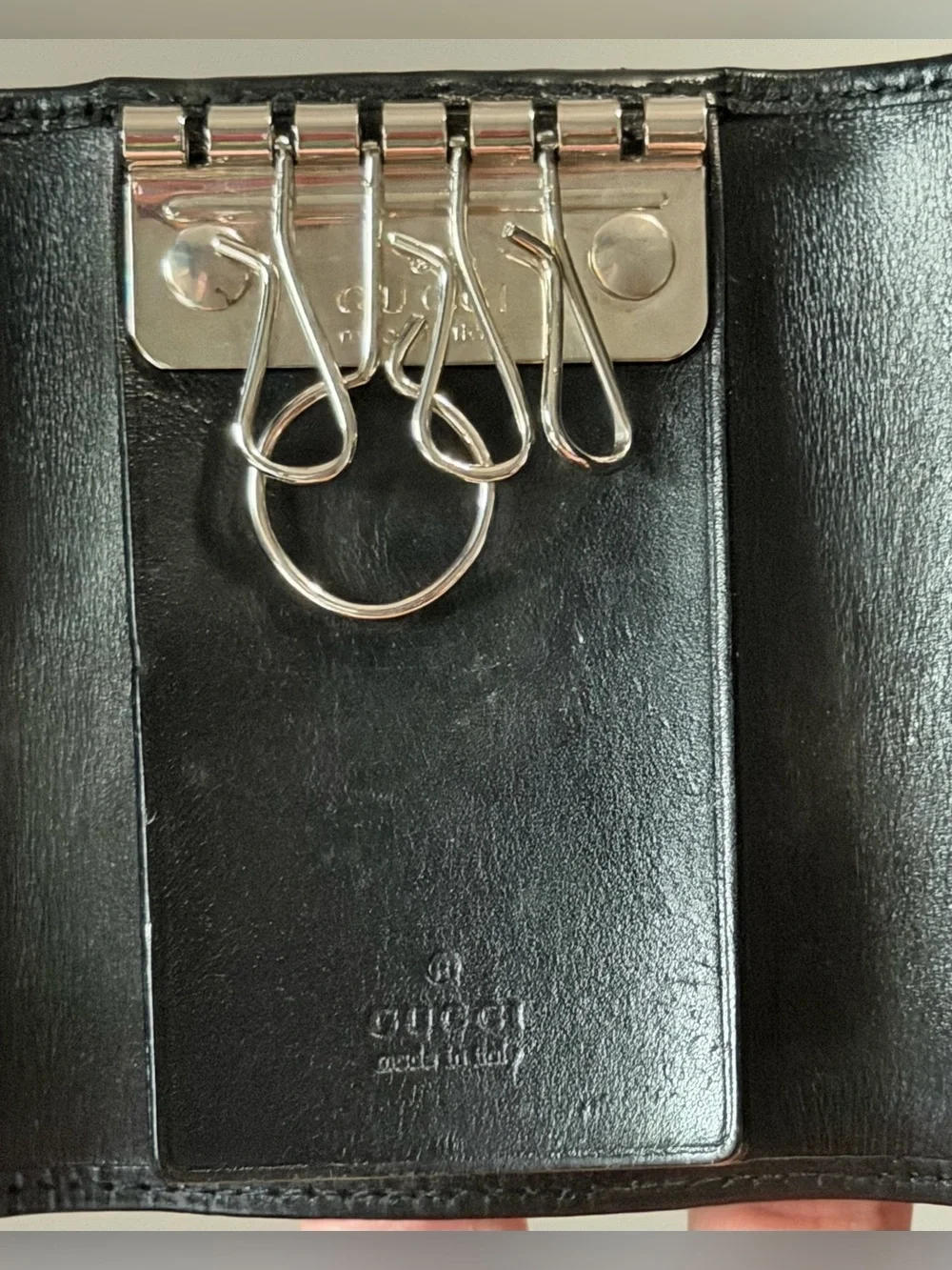 Gucci black key holder
